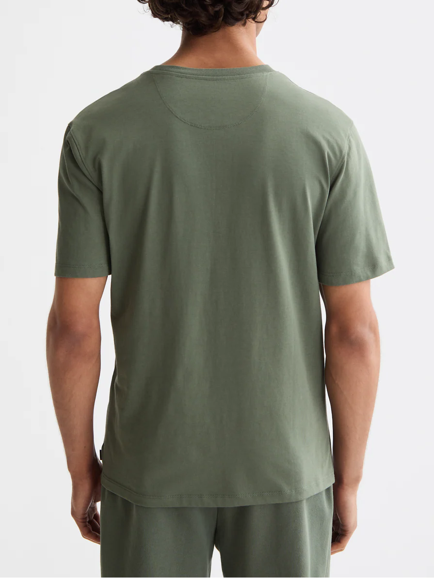 Seasonal Essentials logo t-shirt - Image 4