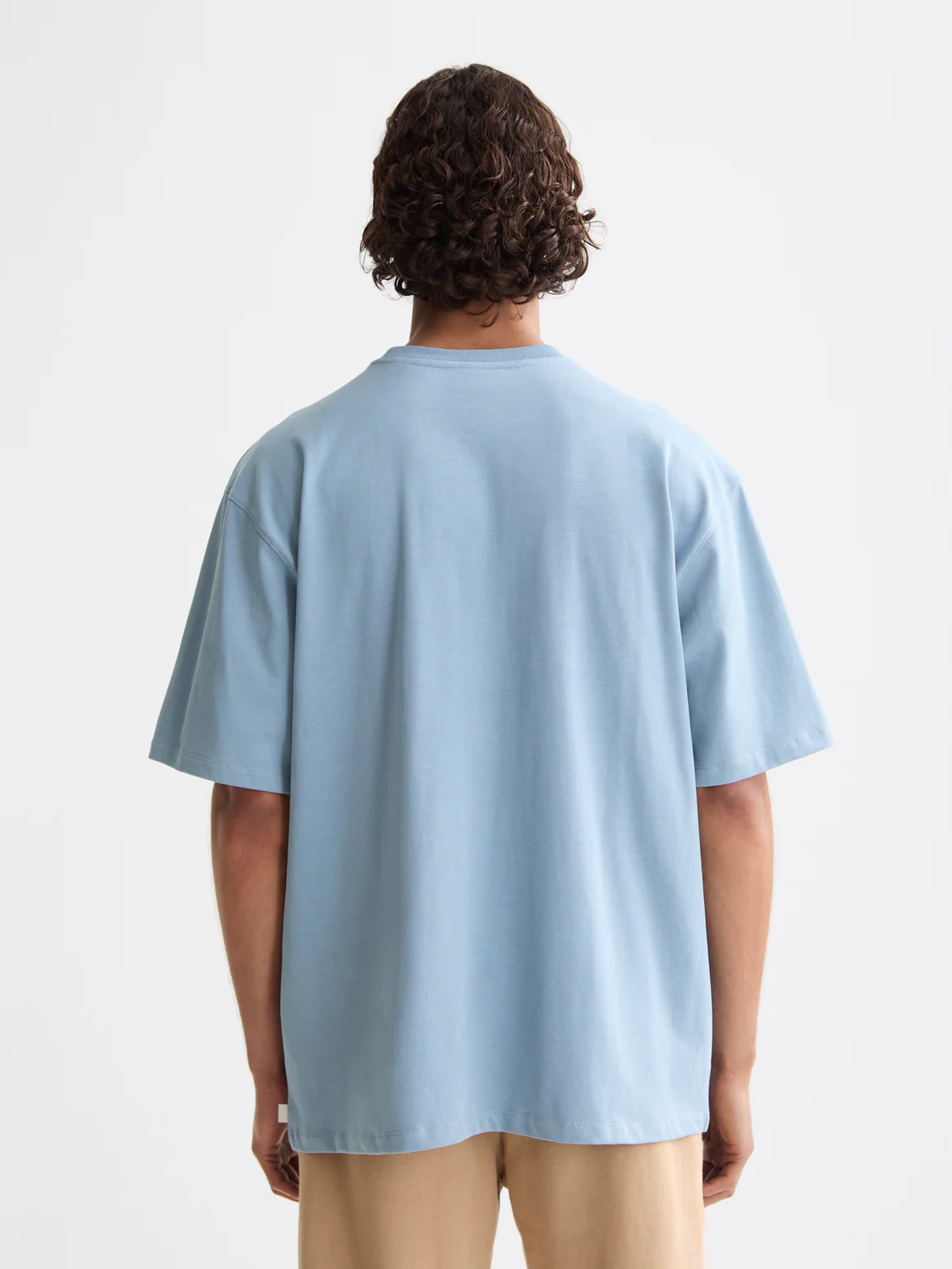 Seasonal Essentials 3 crosses pocket t-shirt - Image 8