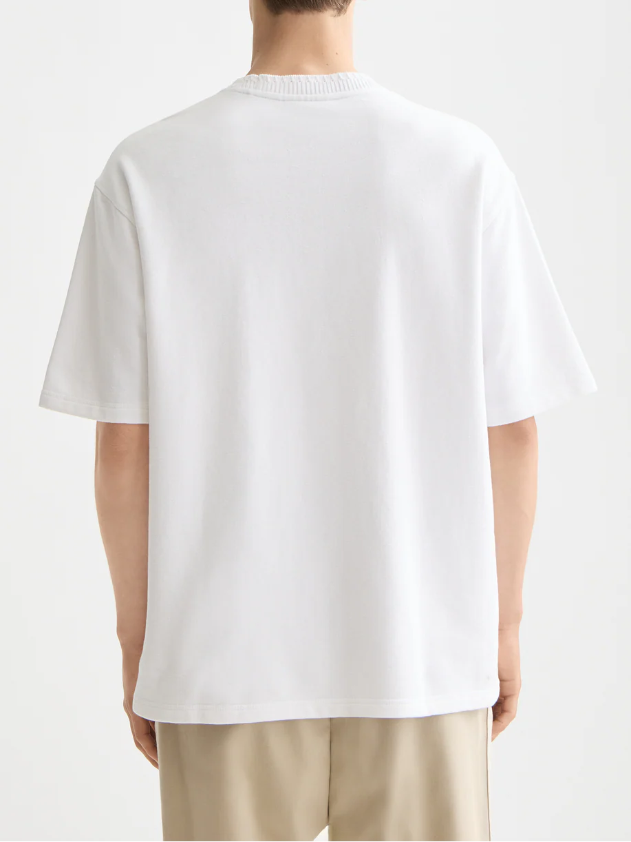 Loose Label T-shirt - Image 11