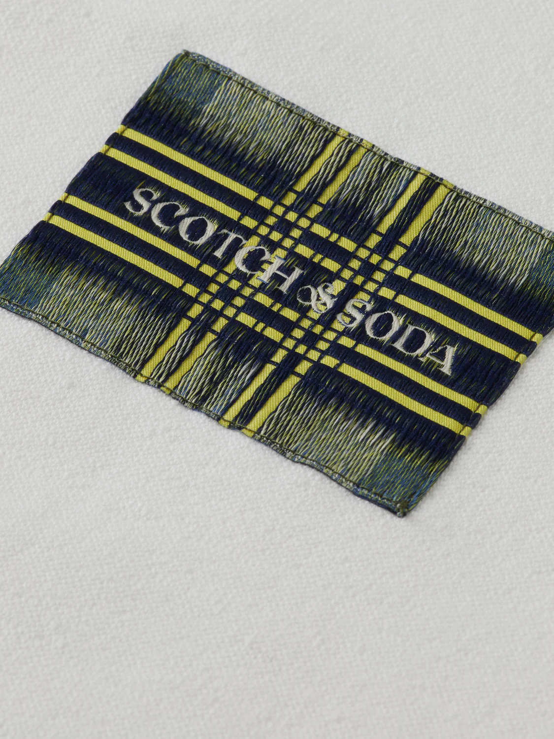 Loose Label T-shirt - Image 14