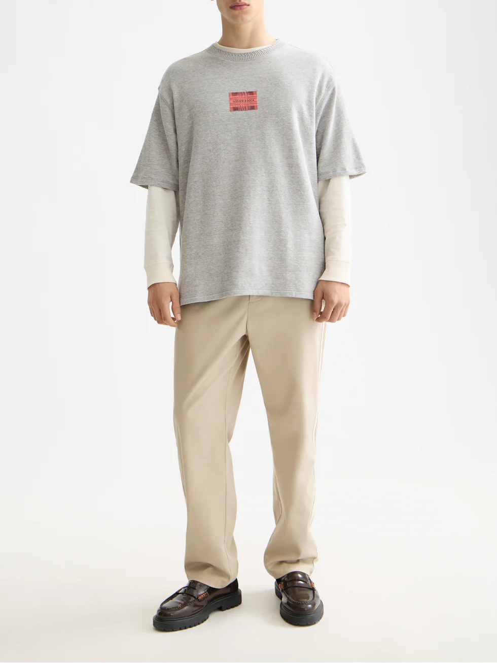 Loose Label T-shirt - Image 2
