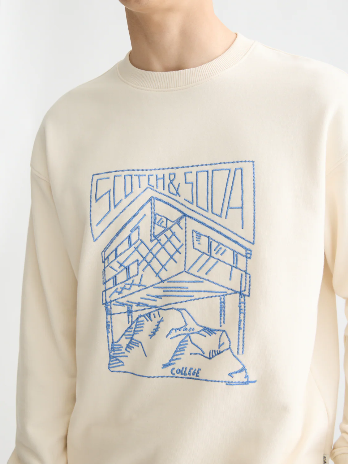 Logo Artwork Sweatshirt - Image 3