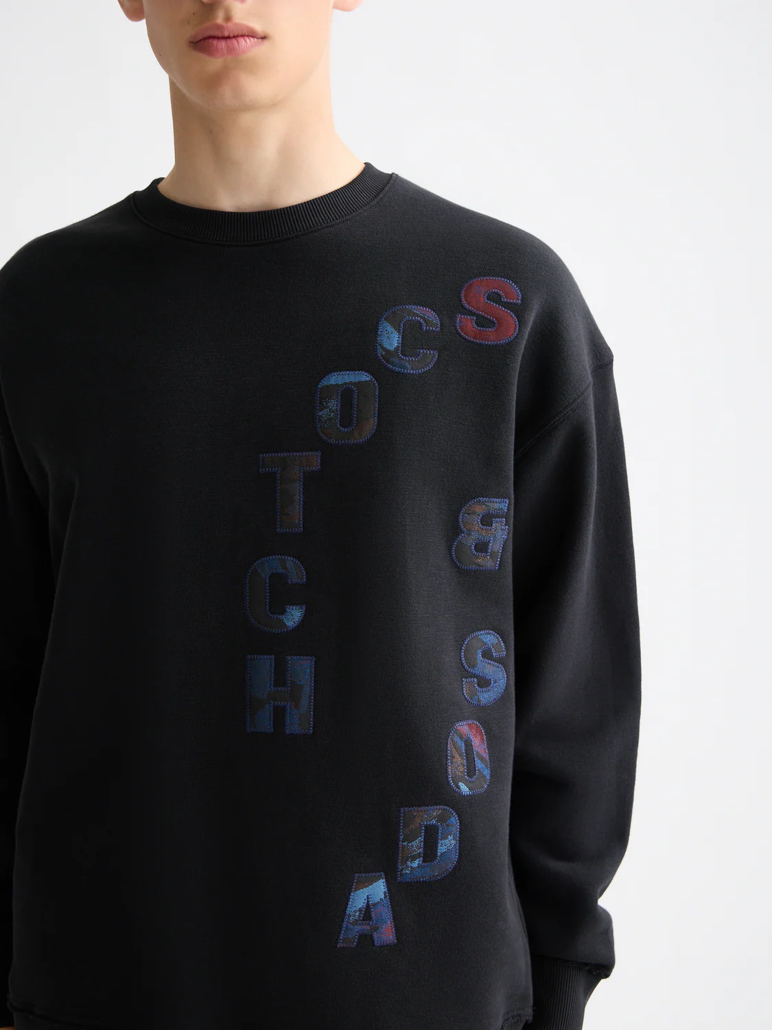 Loose FIt Applique Sweatshirt - Image 3