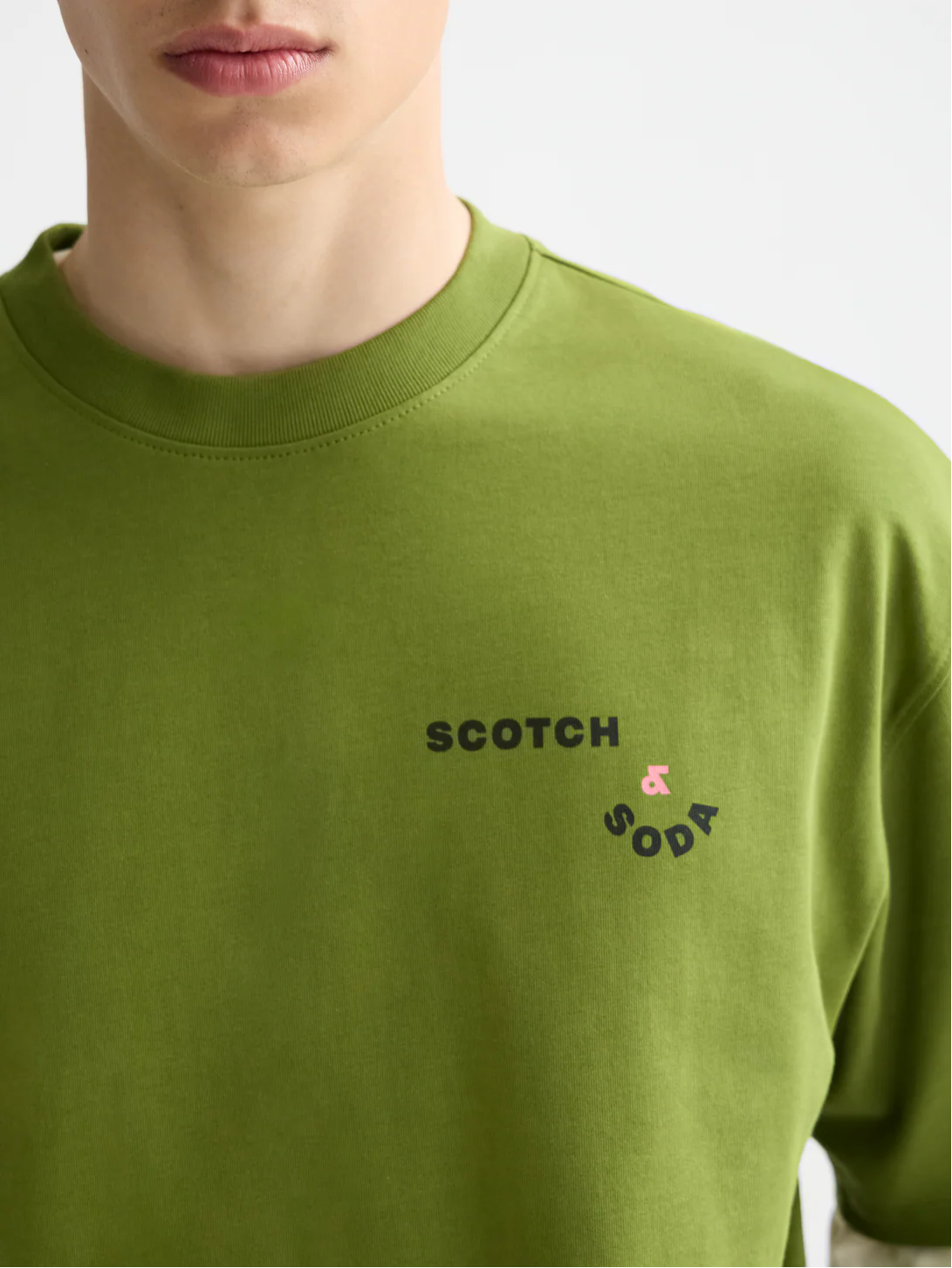 Loose artwork t-shirt - Image 3