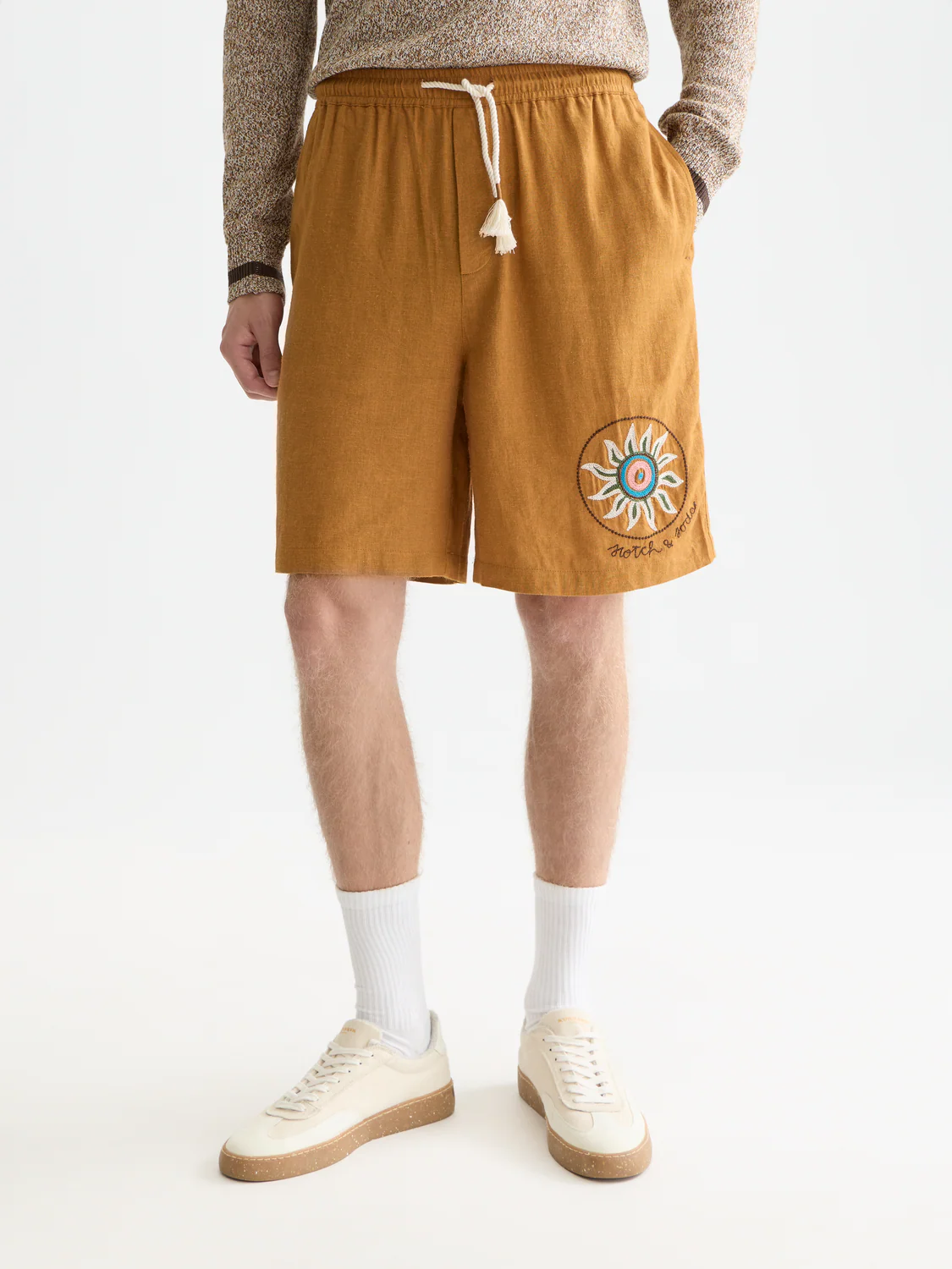 Embroidered wide bermuda shorts - Image 2