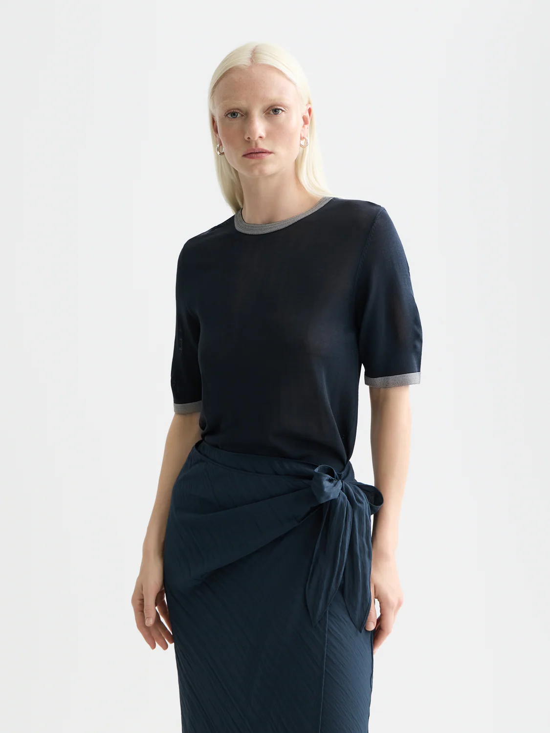 Stripe trim short sleeve pullover - Image 7