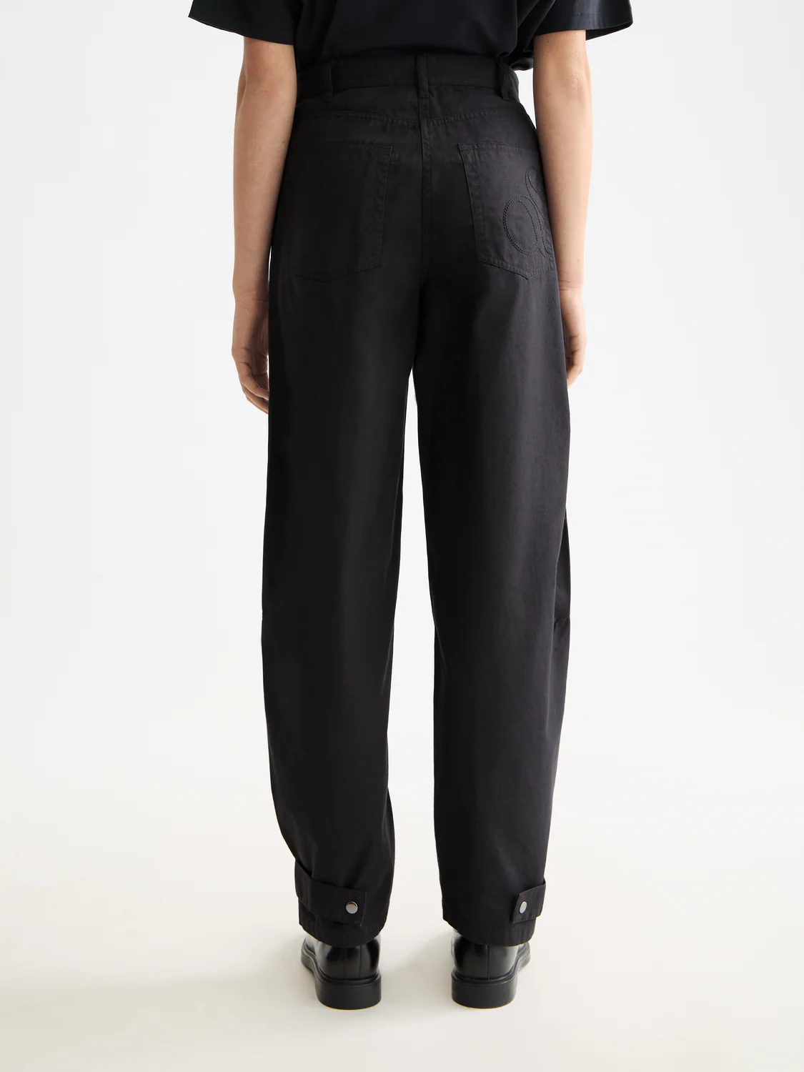 Lotus barrel leg seam detail pant - Image 11