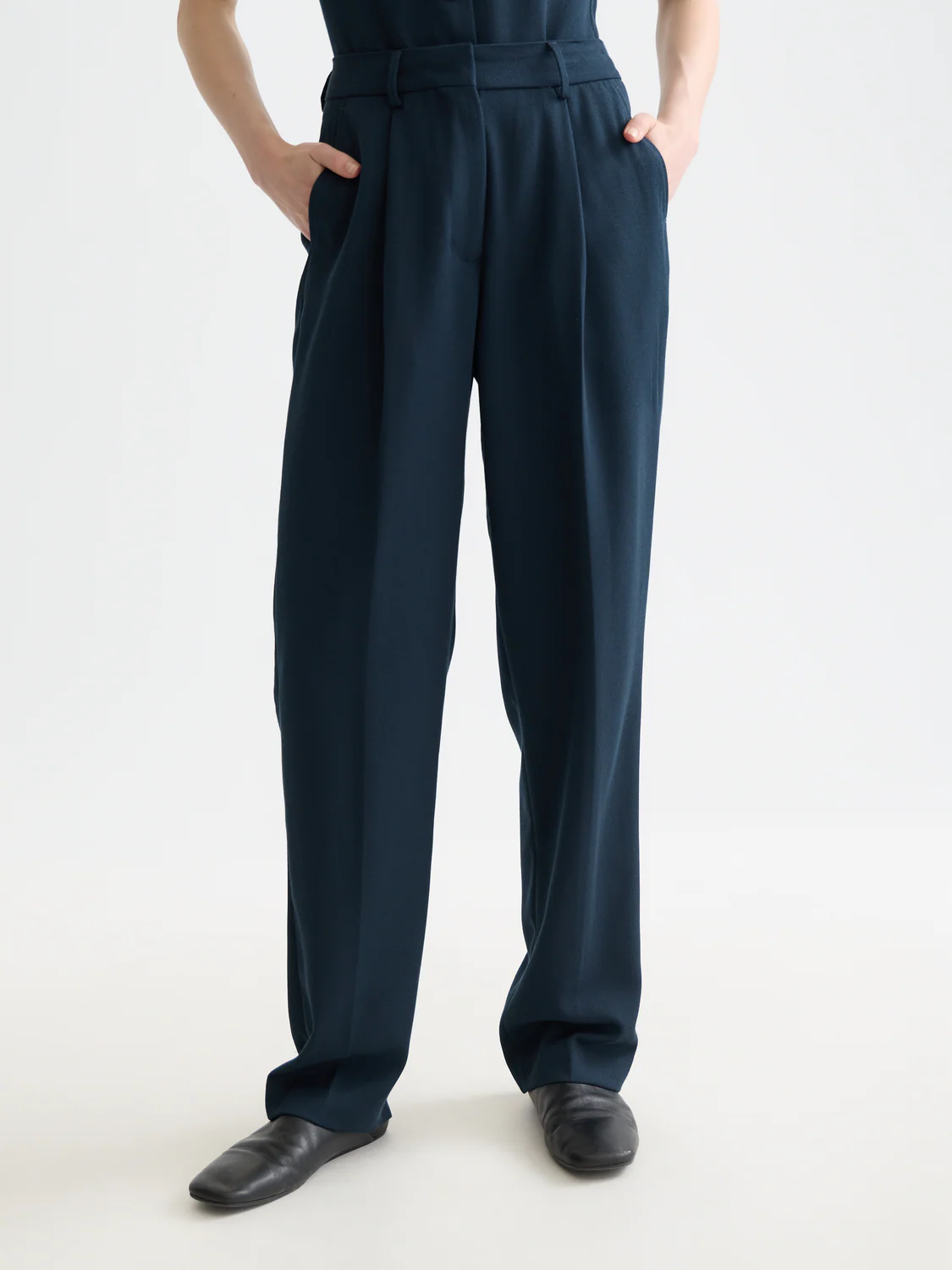 Robyn high rise tapered pants - Image 9