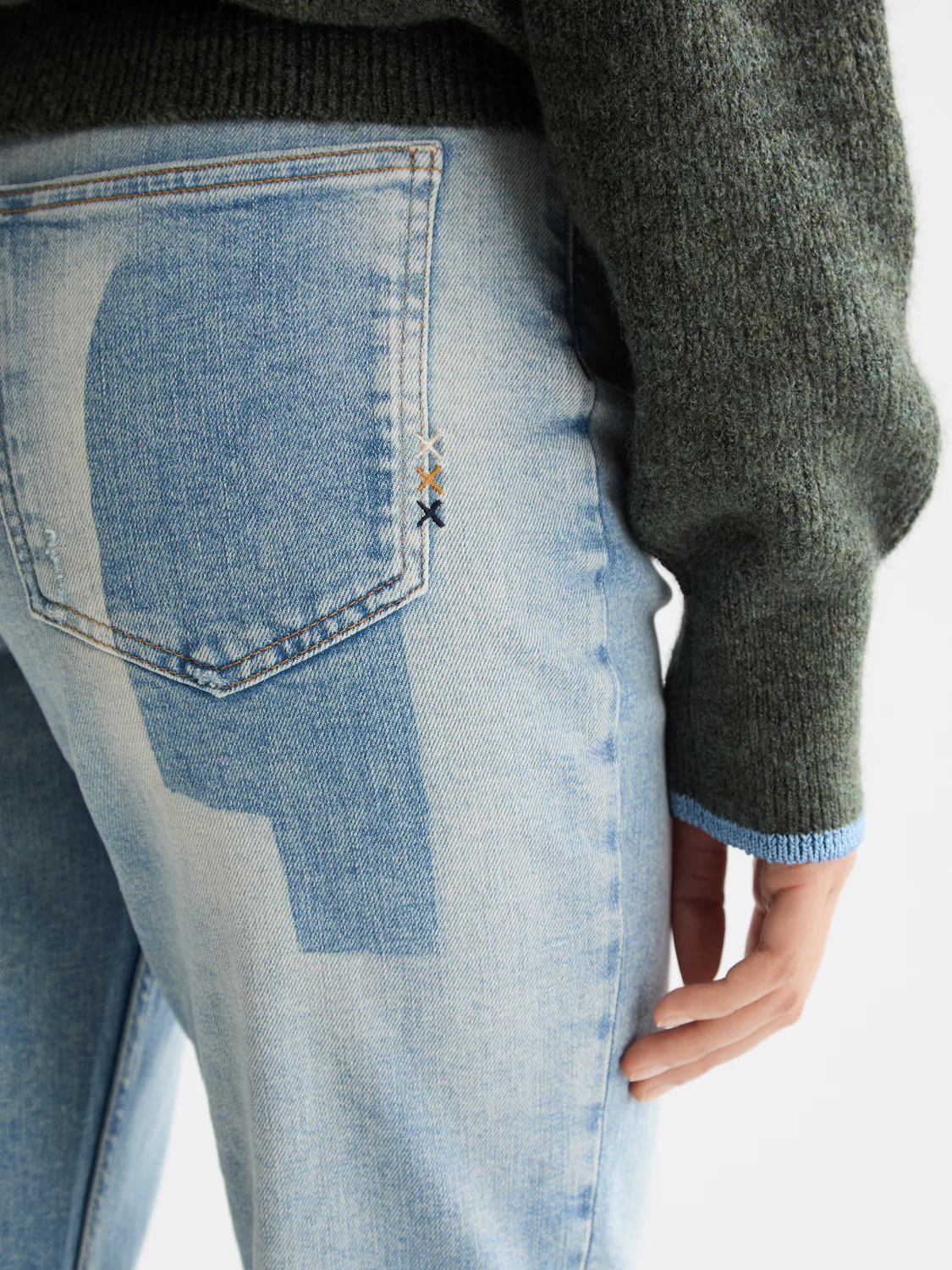The Glow bootcut Denim - Image 3